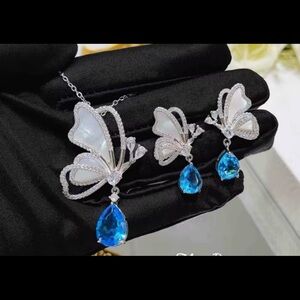 Sea Blue Water Drop Elegant butterfly pendant necklace set with flat pearls#238